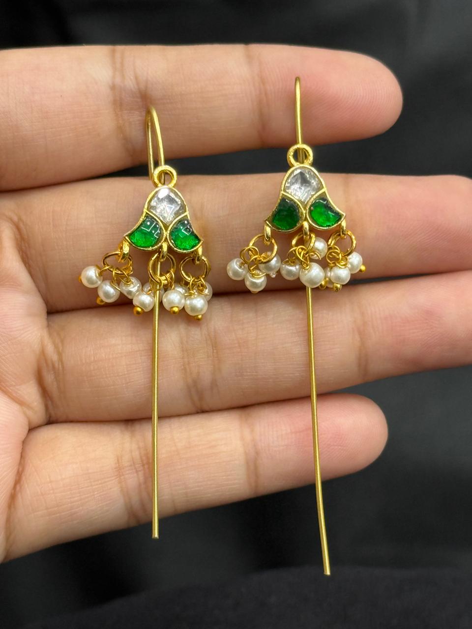 Little Motiff Green Earcuff