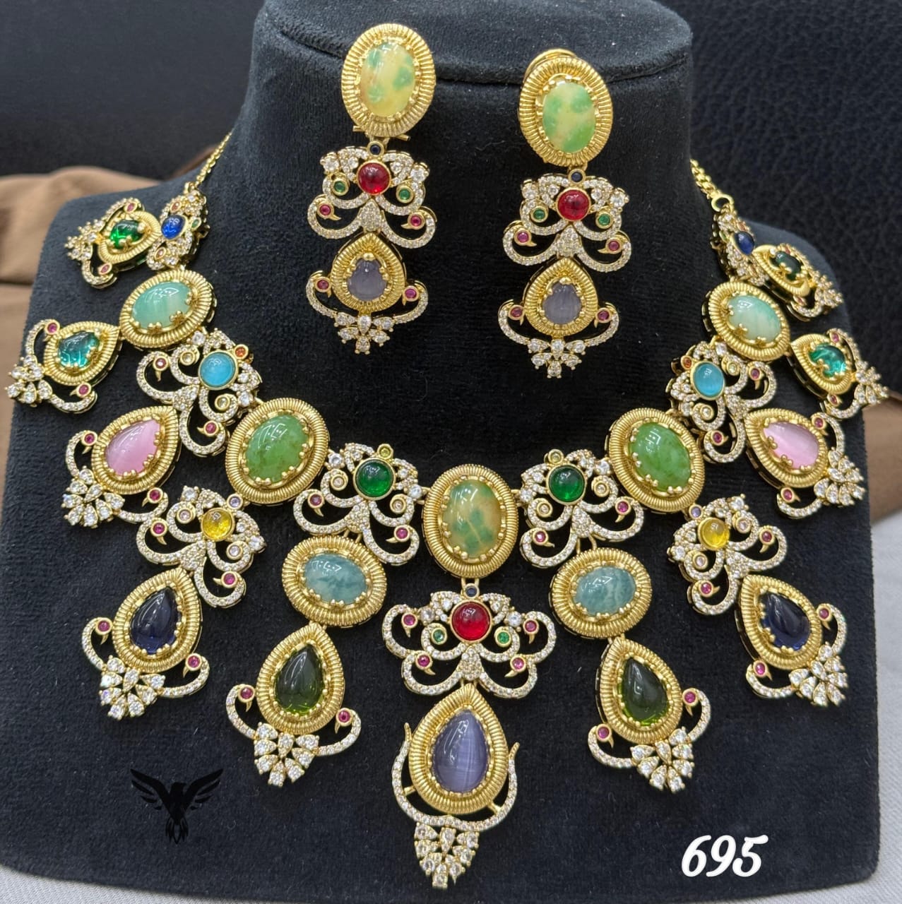 Multicoloured natural stone Vintage necklace For Women