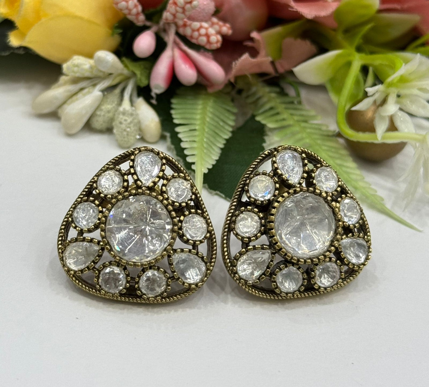 Triangular mossanite Kundan Studs In White For Women
