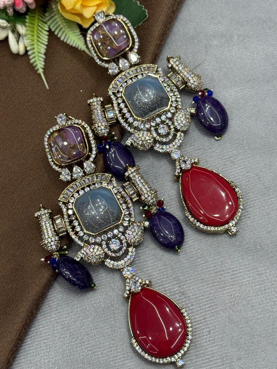 MARBLE STONE WITH DOUBKETS EARRINGS