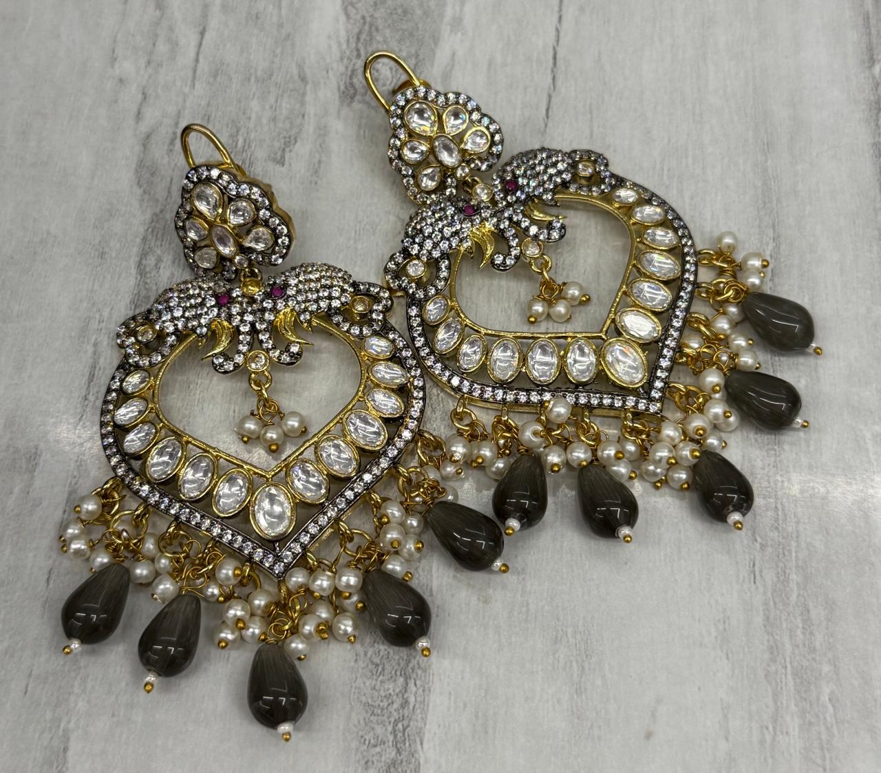 Beaded With Gold Polish Earring in Grey for woman