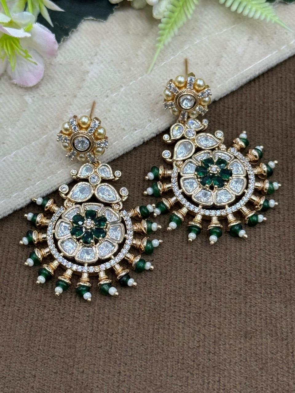 Kemp Stone With Sunheri Earring in green for woman