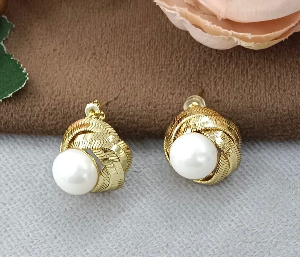 Twisted With Pearl Studs for woman