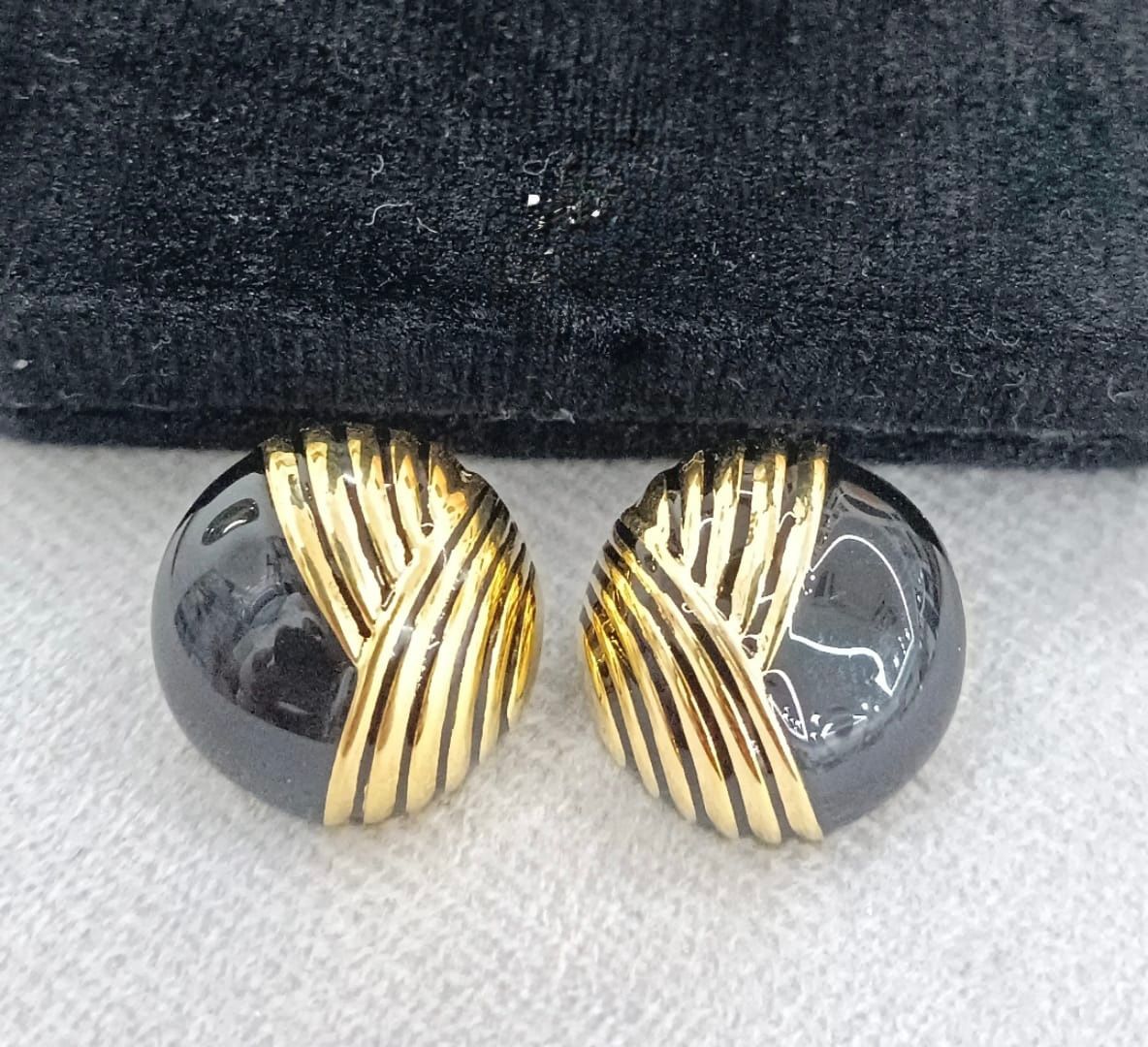 Vintage Round Cute Studs for woman