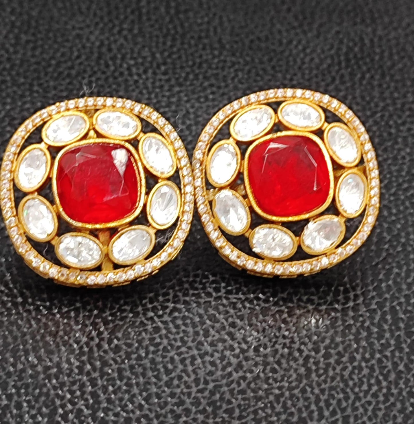 Centre Doublet Stone With Mossanite Stud in red for woman