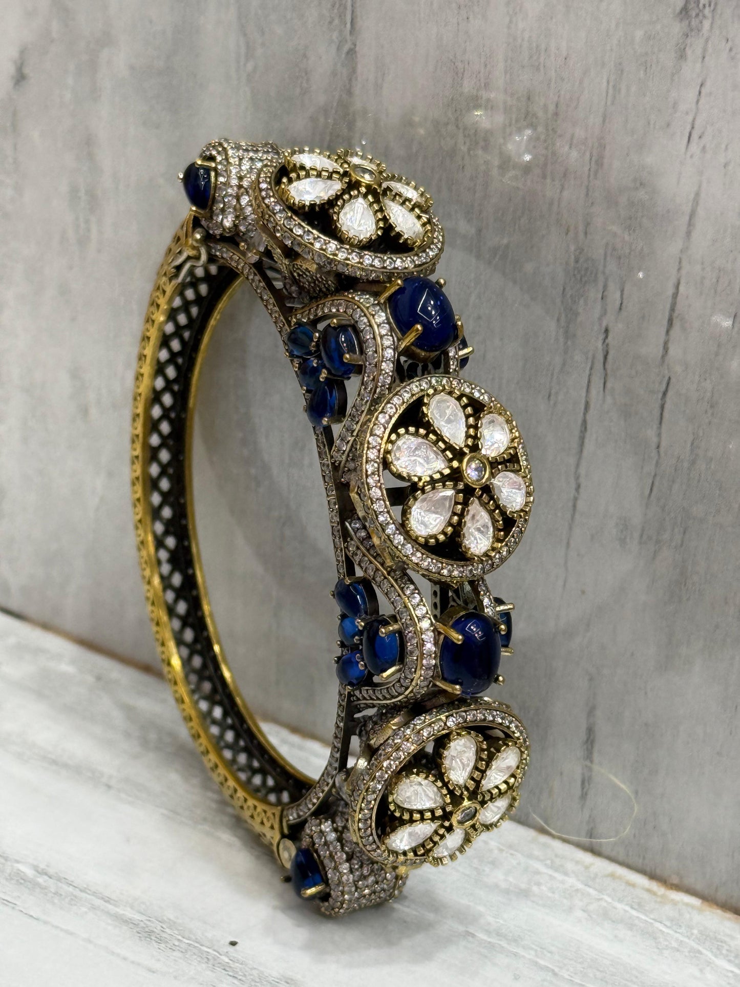 Kundan With Kemp Stone Bracelet for woman
