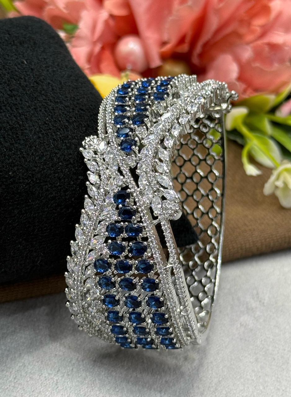 Charming Buggets And CZ Bracelets for woman