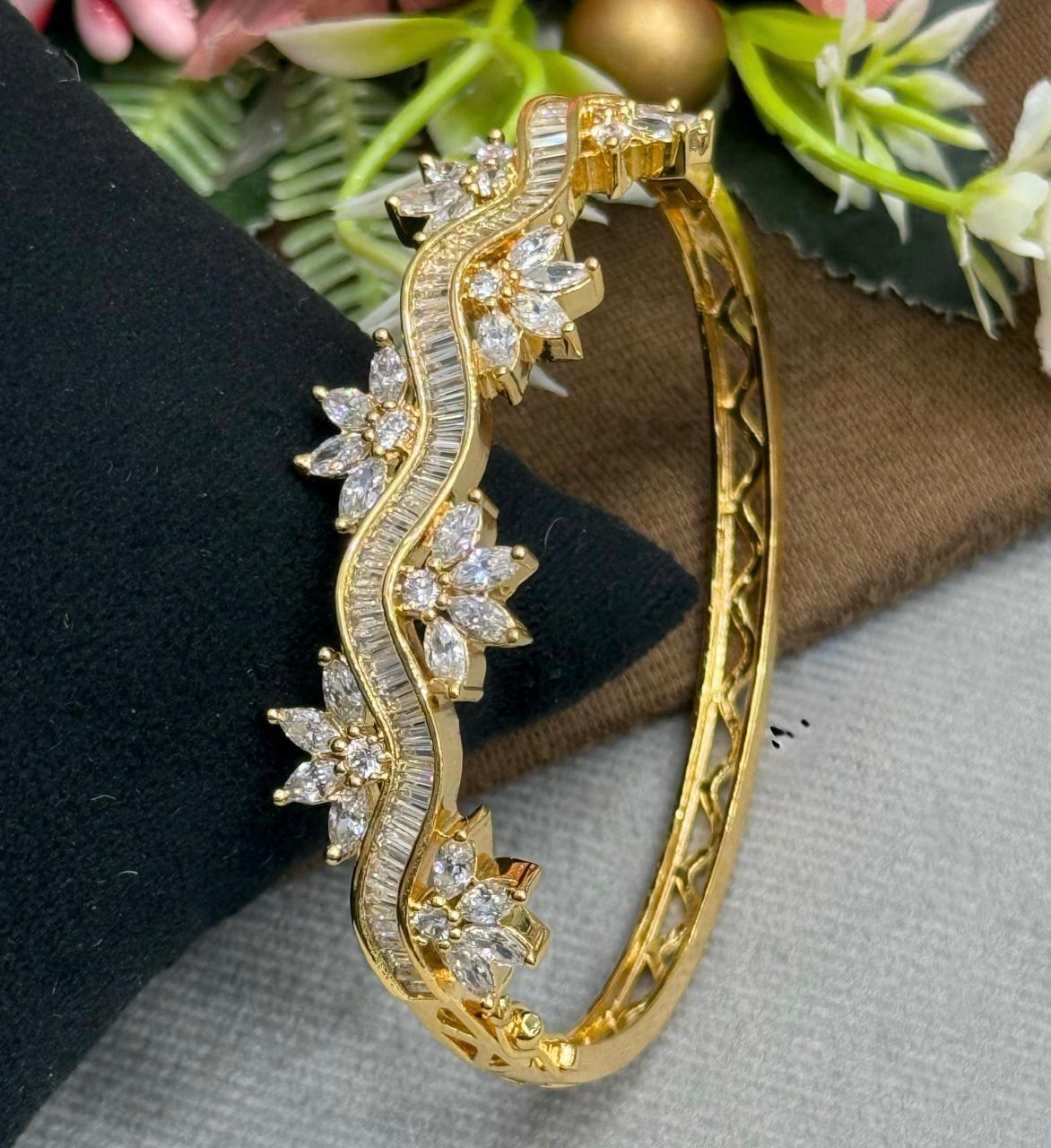 Half Flower Zircon Braclelt for woman
