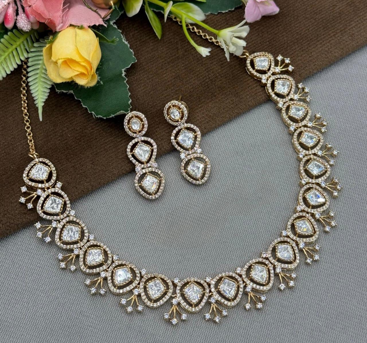 Mossanite Carrat Polish Necklace