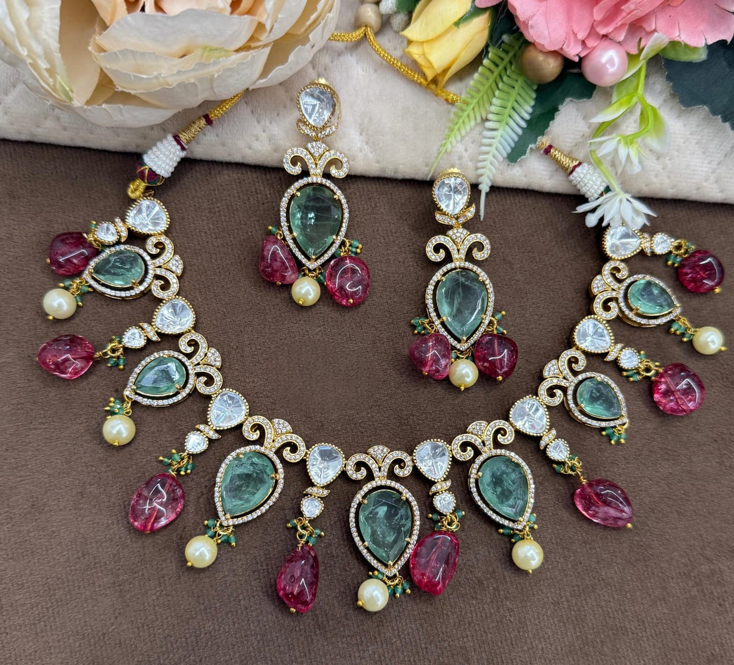 Beautiful Kundan Necklace for woman