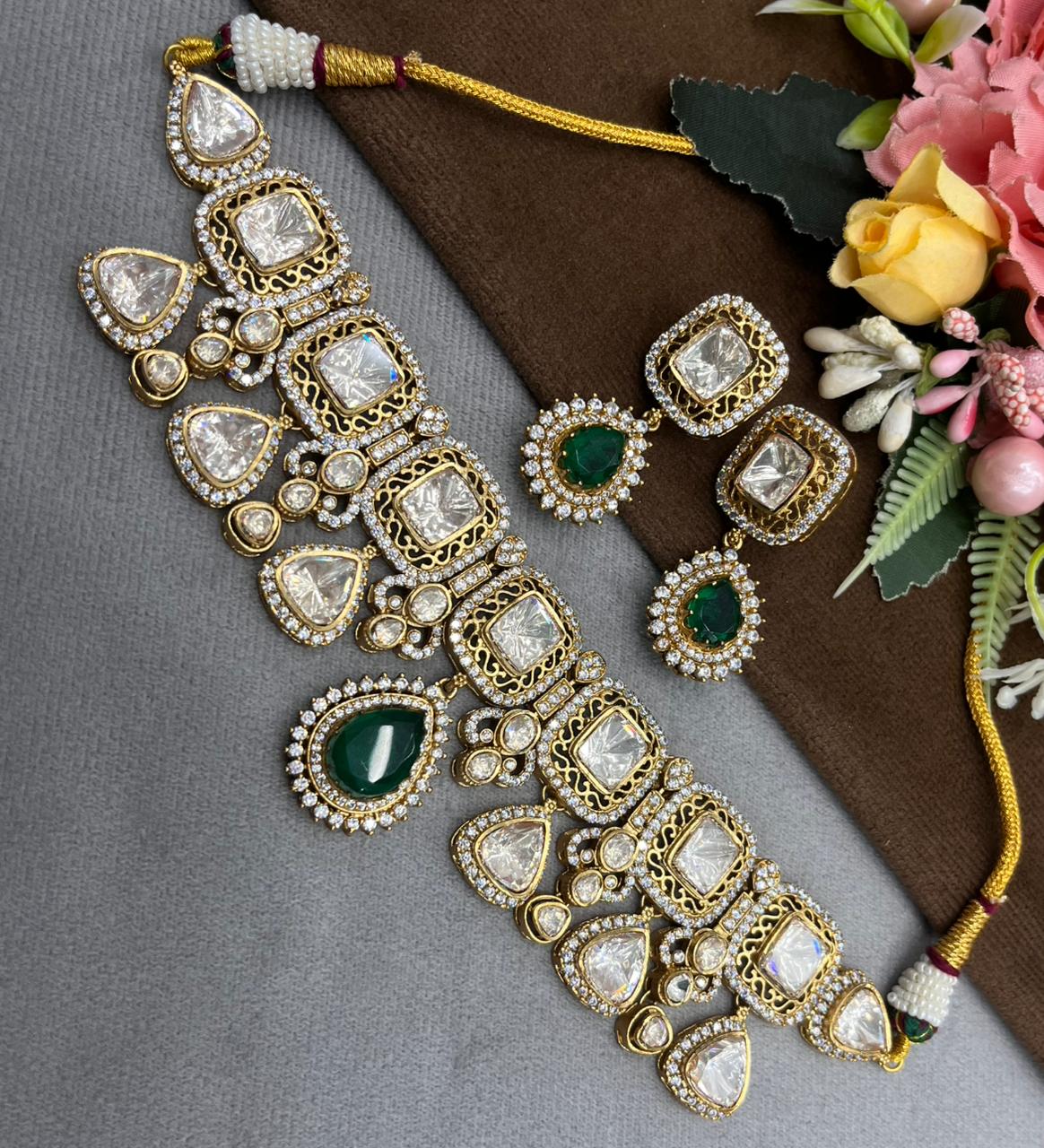 Sunheri Mossanite Kundan Choker for woman