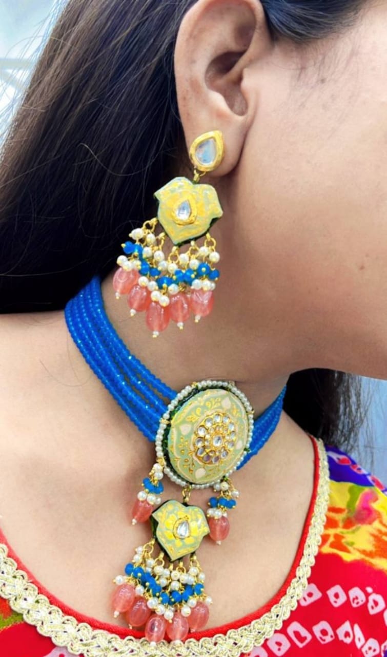 Oynx Beads And Meenakaro Kundan Choker With Long Earrings
