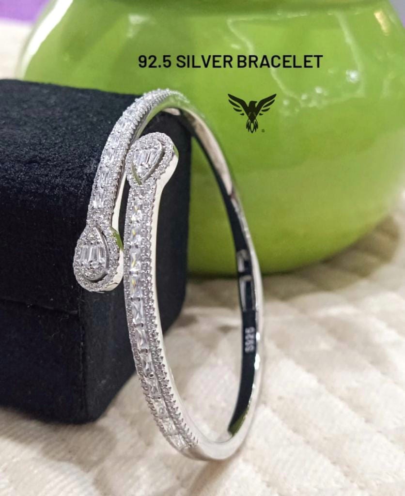 Lets hug 92.5 sterling silver hallmarked bracelet for women