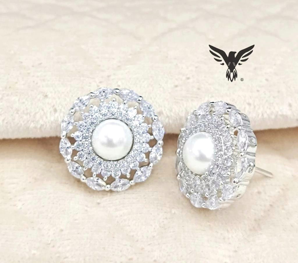 ROUND PEARL STUDDED STUD