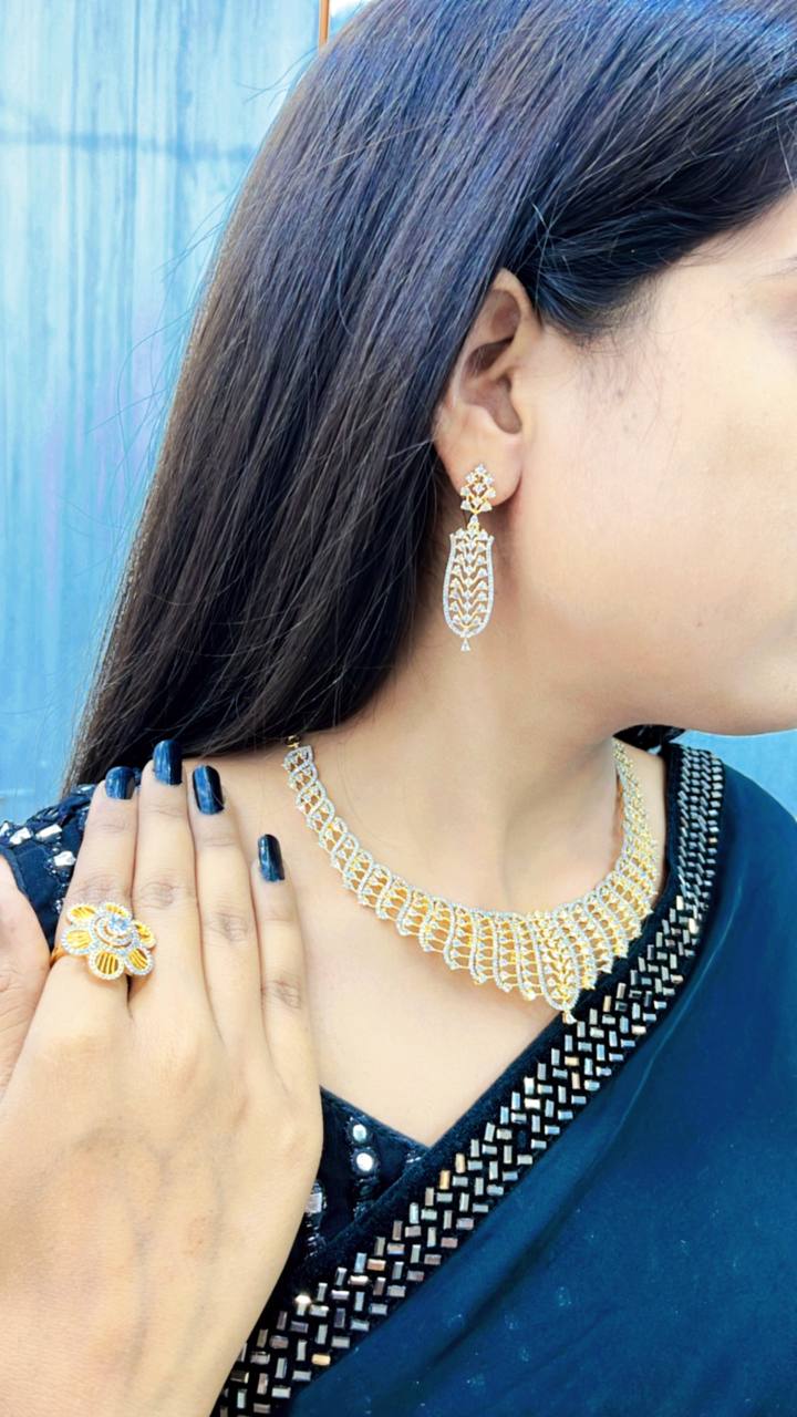 Narza Real Look Alike Necklace Gold Plated