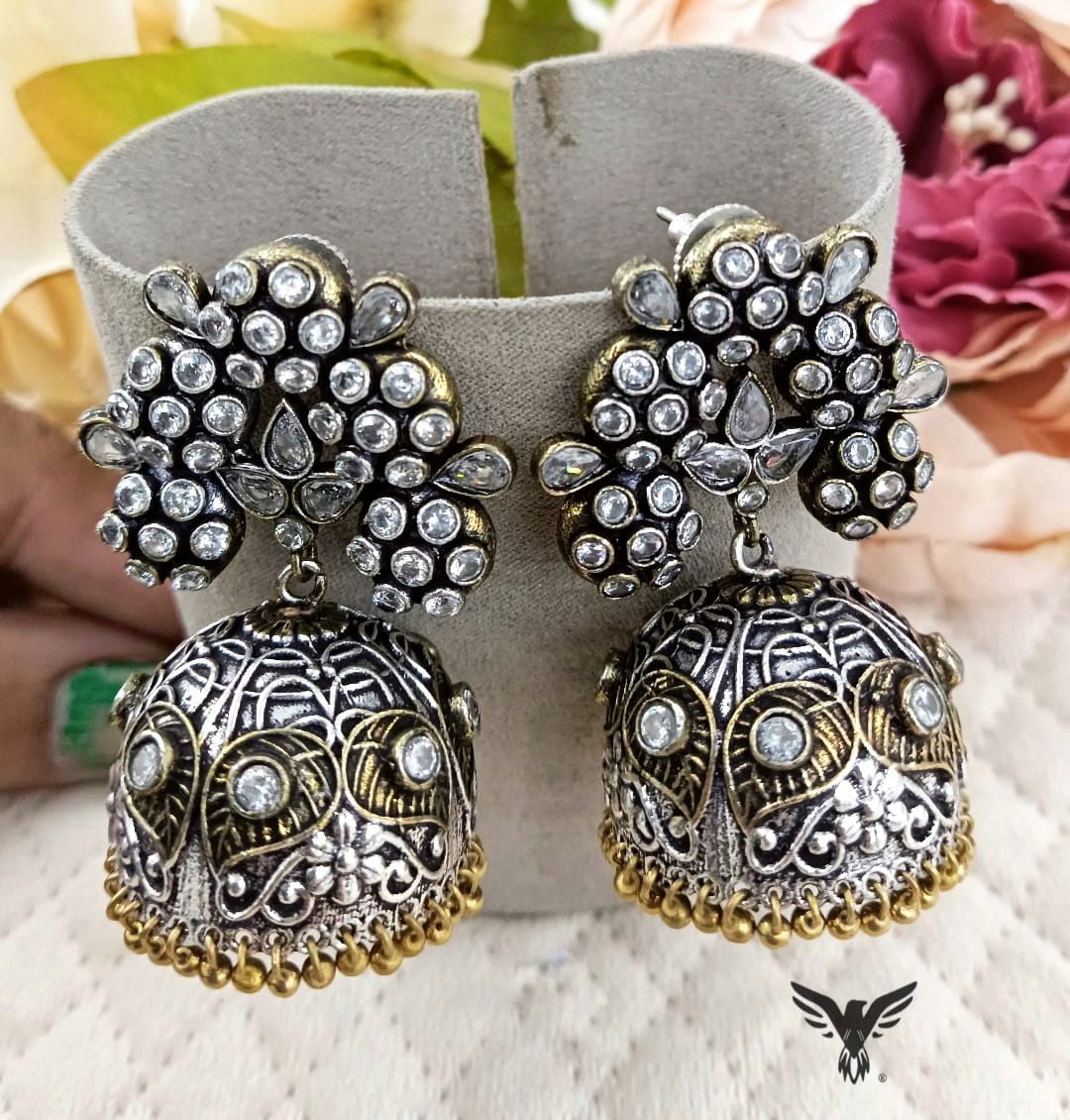 Simran Silver Look Alike Jhumki In White For Women