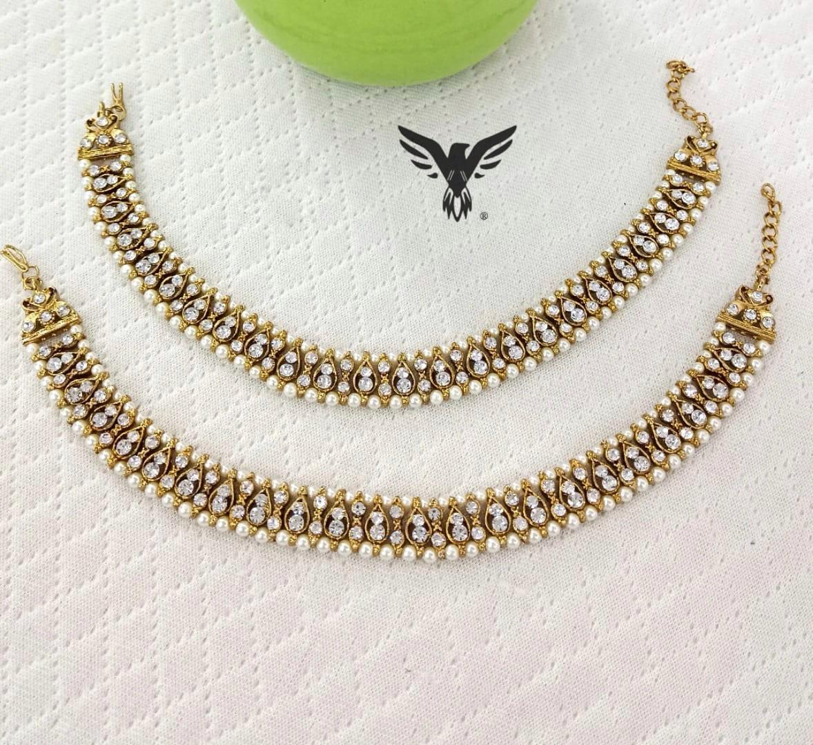 Nimrat Traditional Punjabi Anklets In Kundan For Women