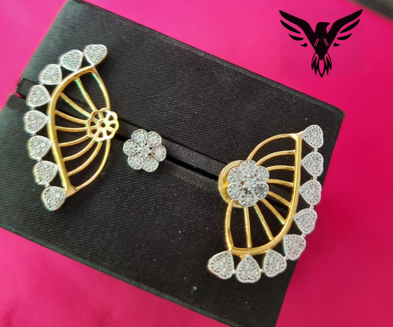 Mohi Gold Plated Heart Shape Cz Earings With Attachable Studs