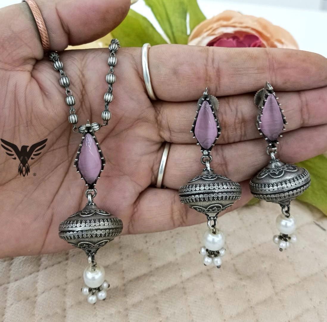 Shell silver look alike pink jewellery