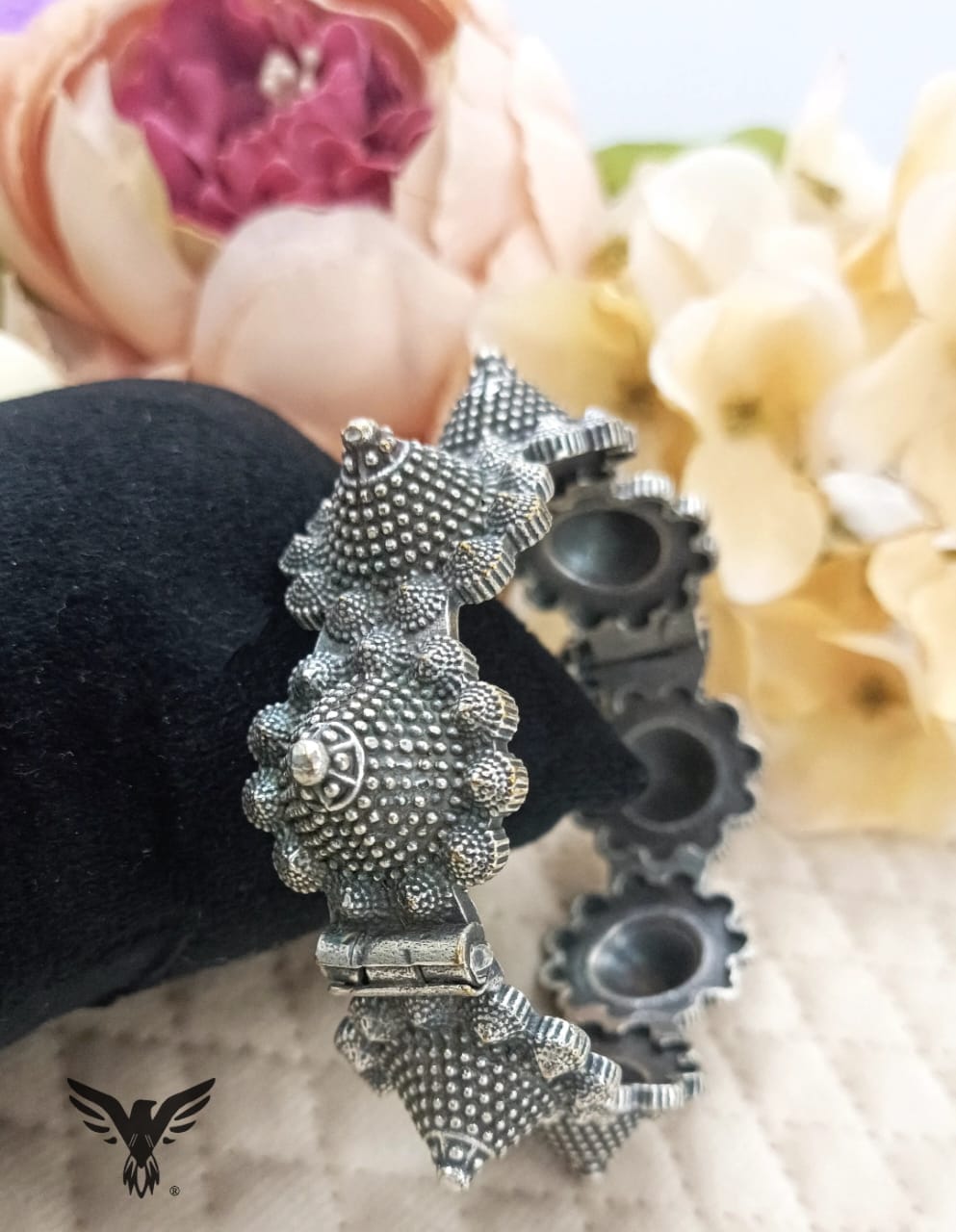 BANGDI STYLE BRACELET IN SILVER LOOK ALIKE FOR WOMEN