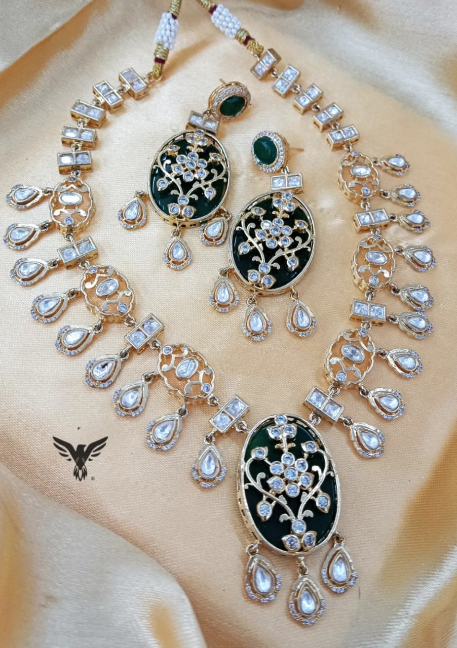 Hanin kundan necklace with earrings in Emerald green for women