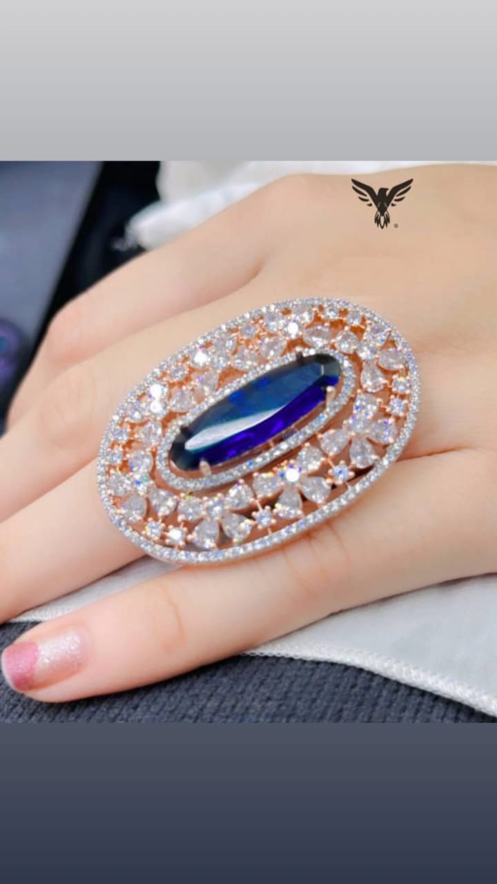 Shinda Rose Gold Polished Diamond Ring In Emerald For Women