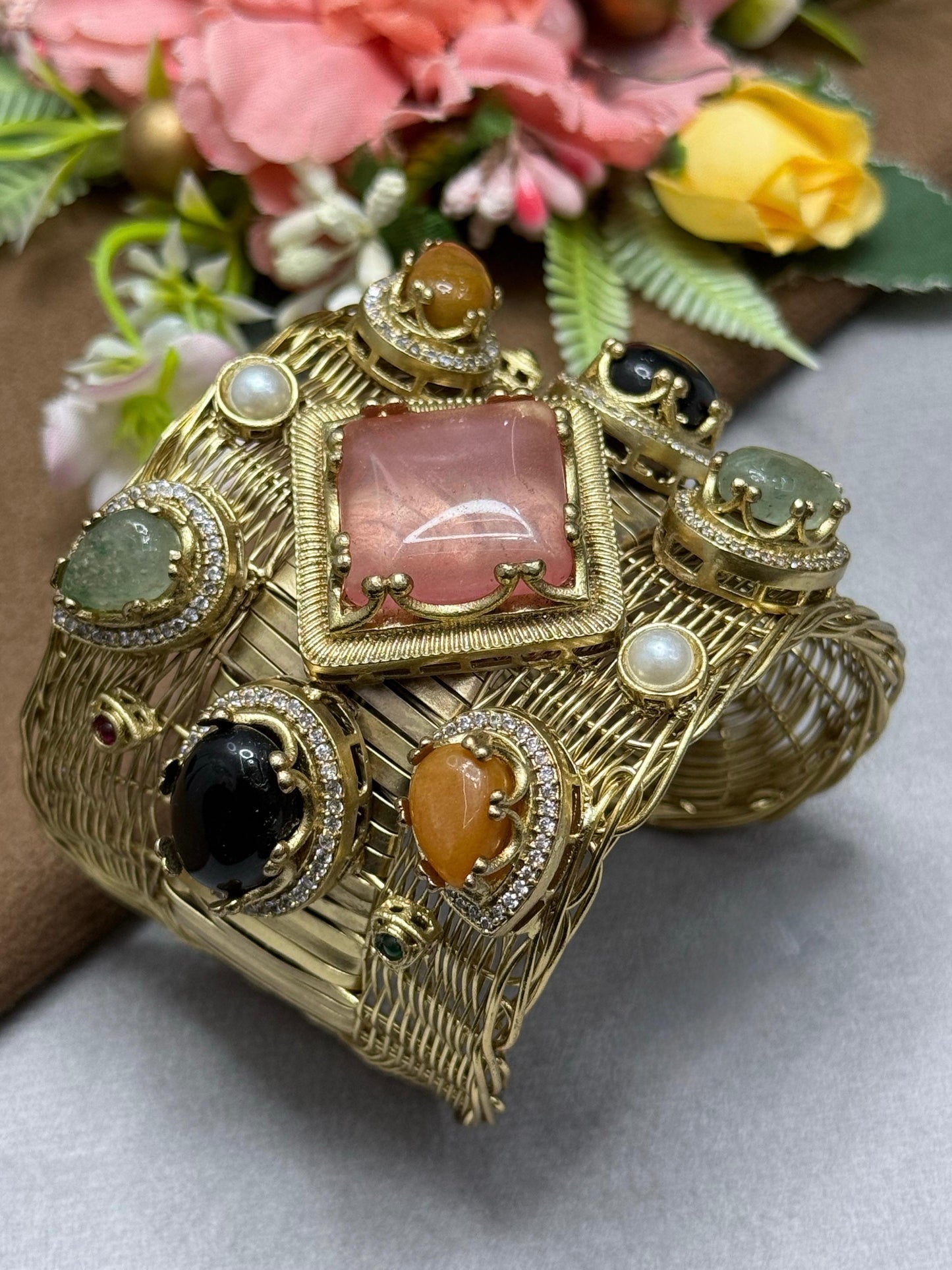 SABYA INSPIRED NECKLACE WITH BRACELET FOR WOMEN