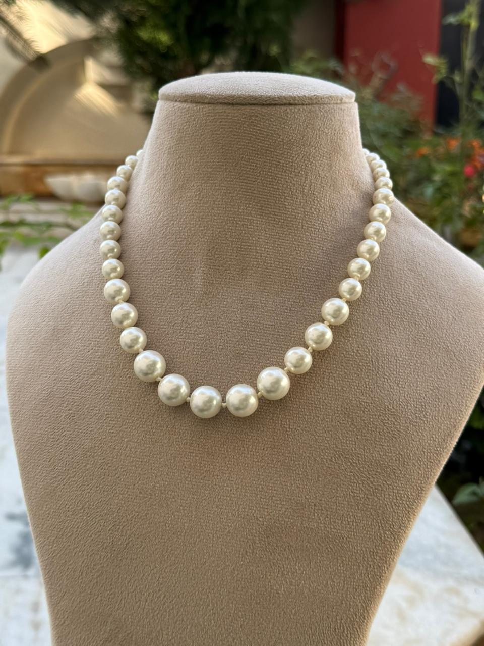 fresh watar peral while single layar mala for woman