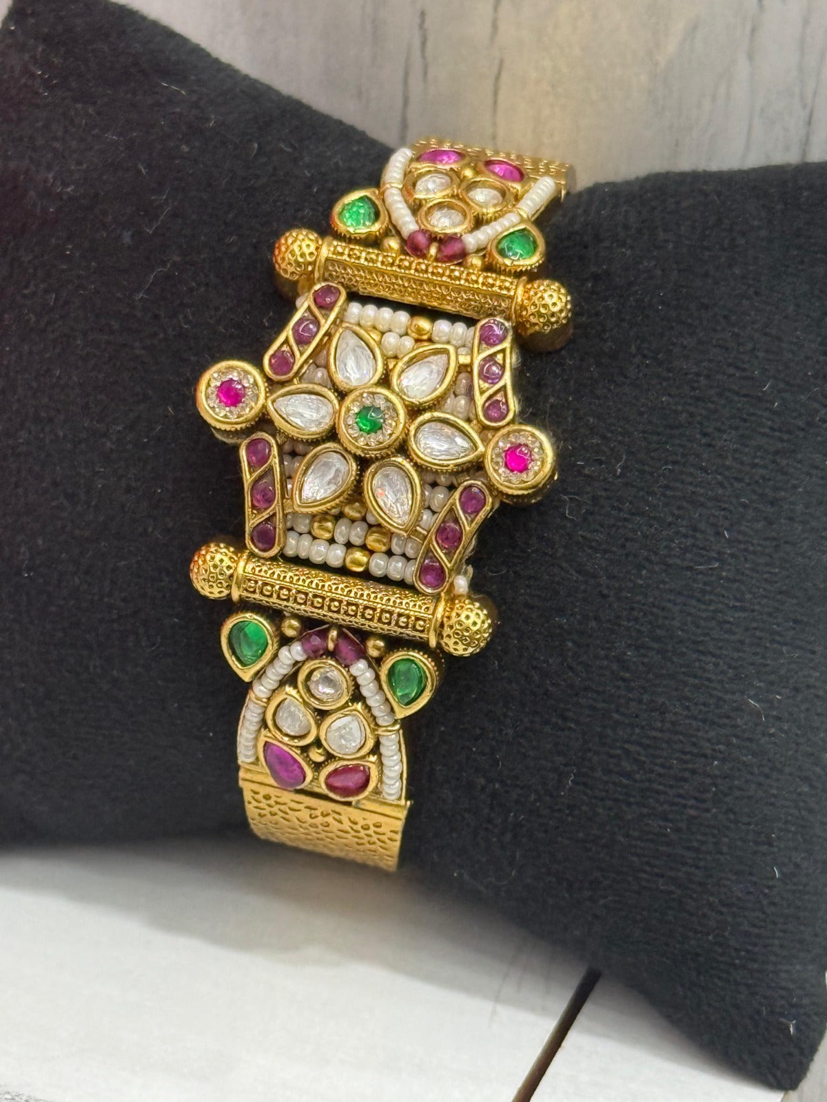 Pearl With Kundan Stone Rajwadi Bracelet for woman