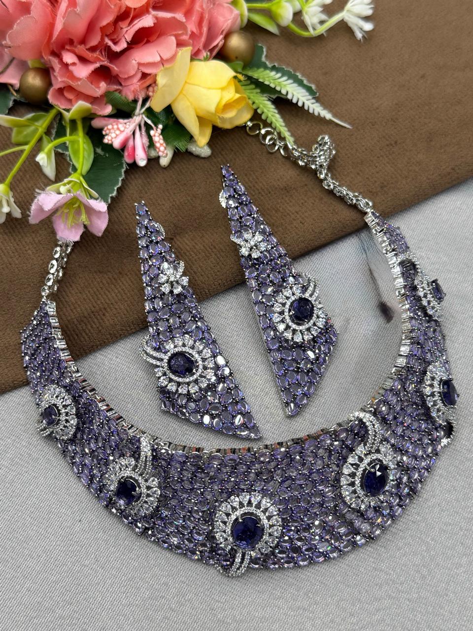 Trendy Doublet Stones Lavender Broad Zircon Necklace