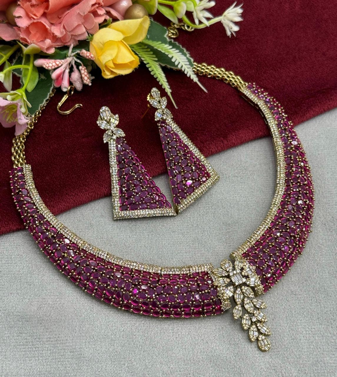 Nano Setting Hasli With Mehandi Polish Necklace