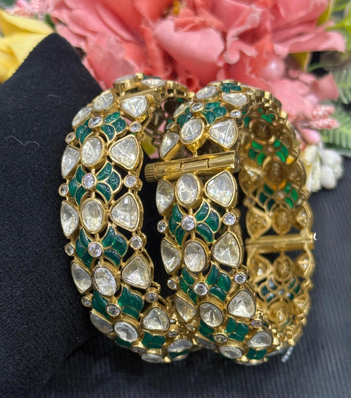 Peeli Polki With MeenaKari Bangles For Women