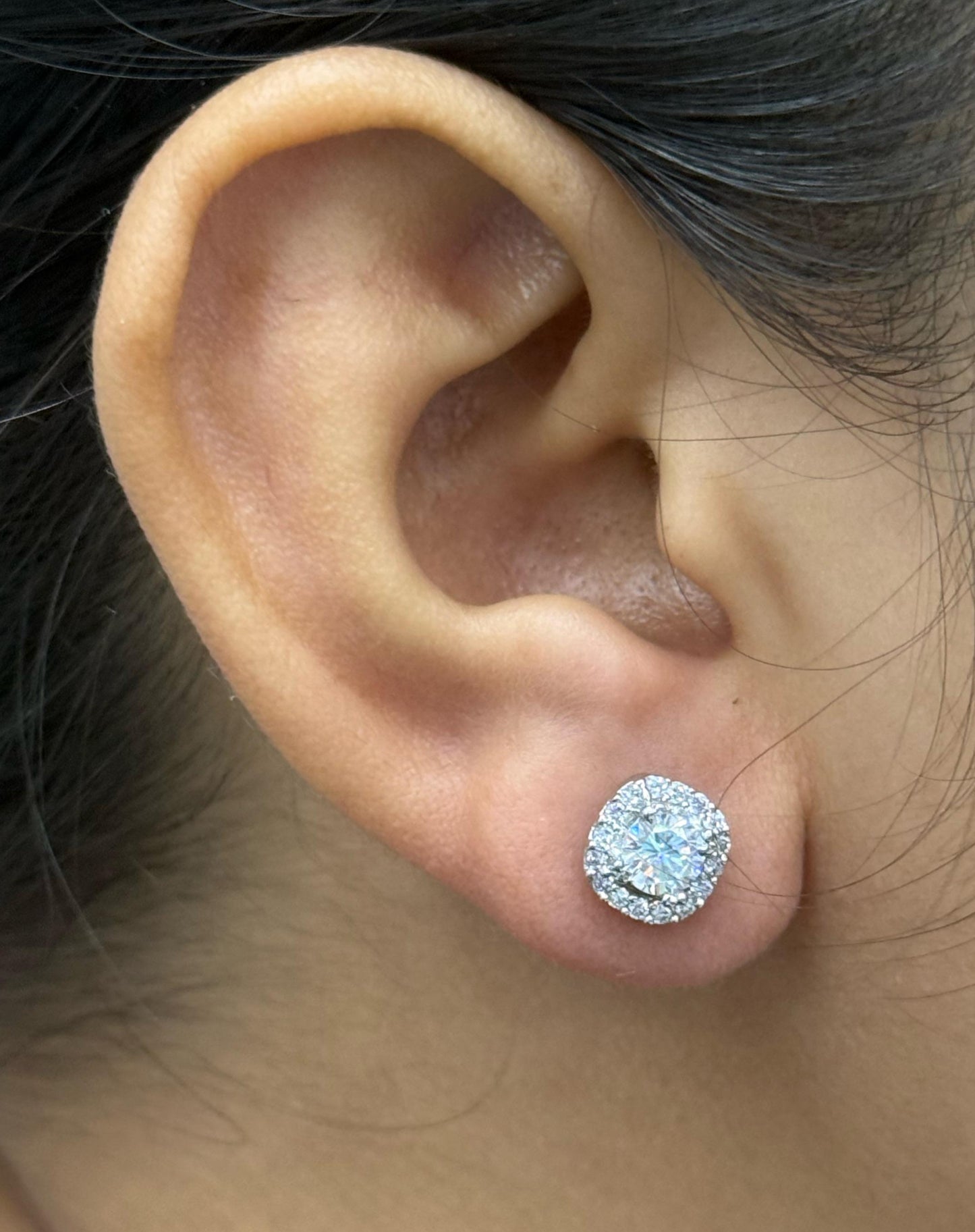 SILVER POLISH AD STONE EARRING