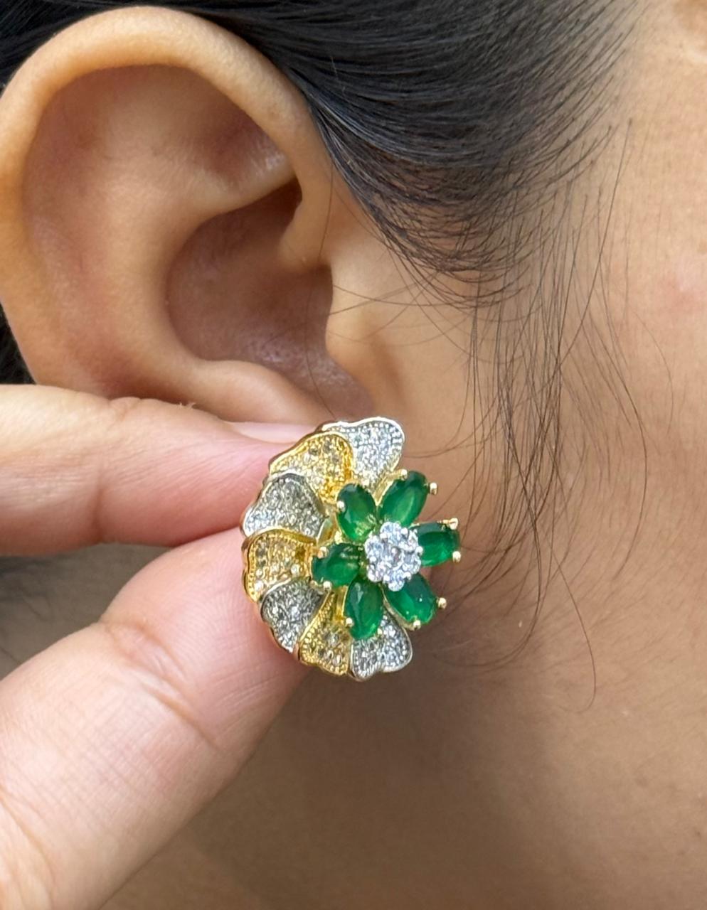 GREEN COLOUR ENTIC GOLDEN CZ STONE EARRING