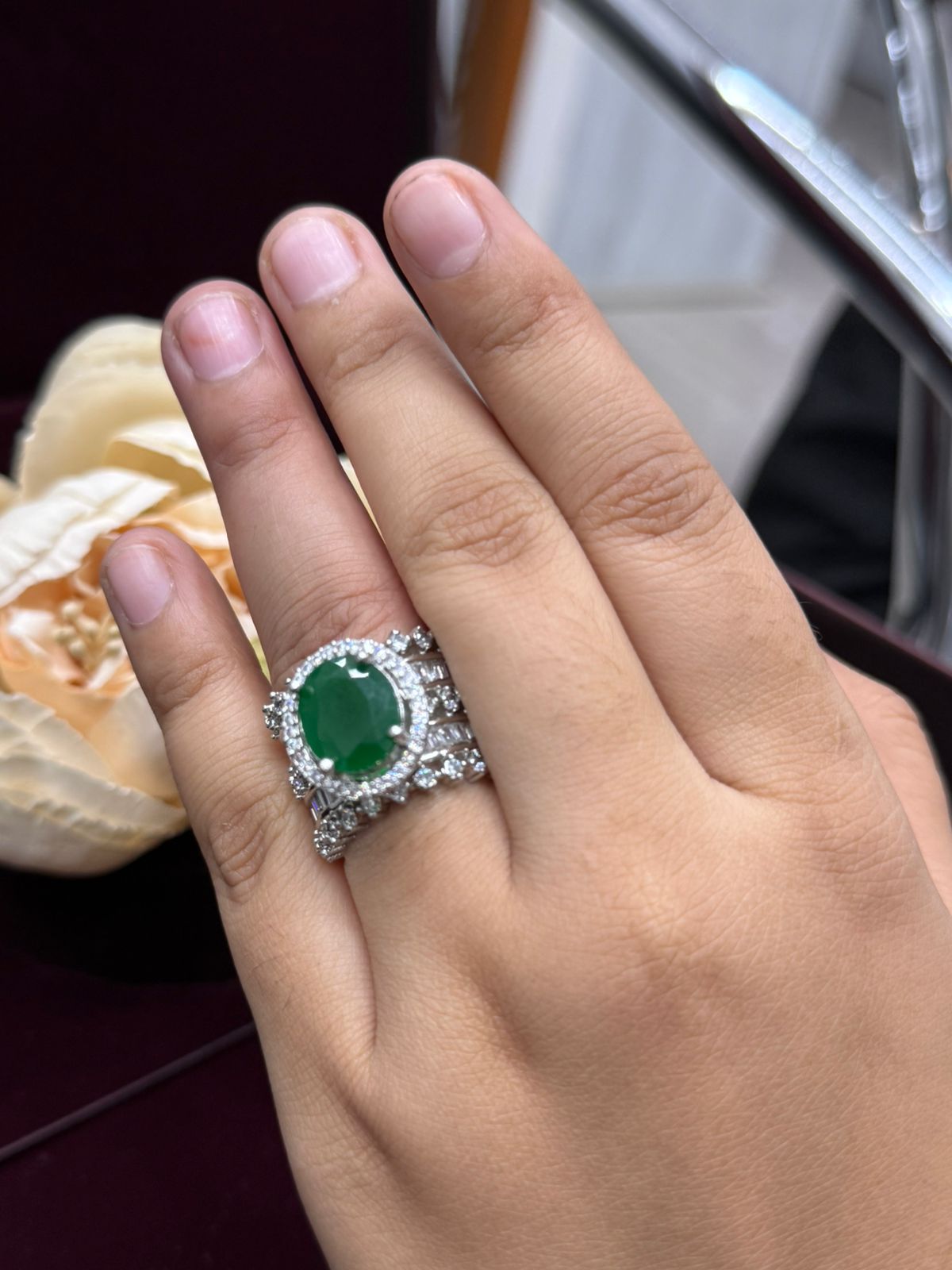 UNIQUE GREEN CZ STONE RING FOR WOMEN