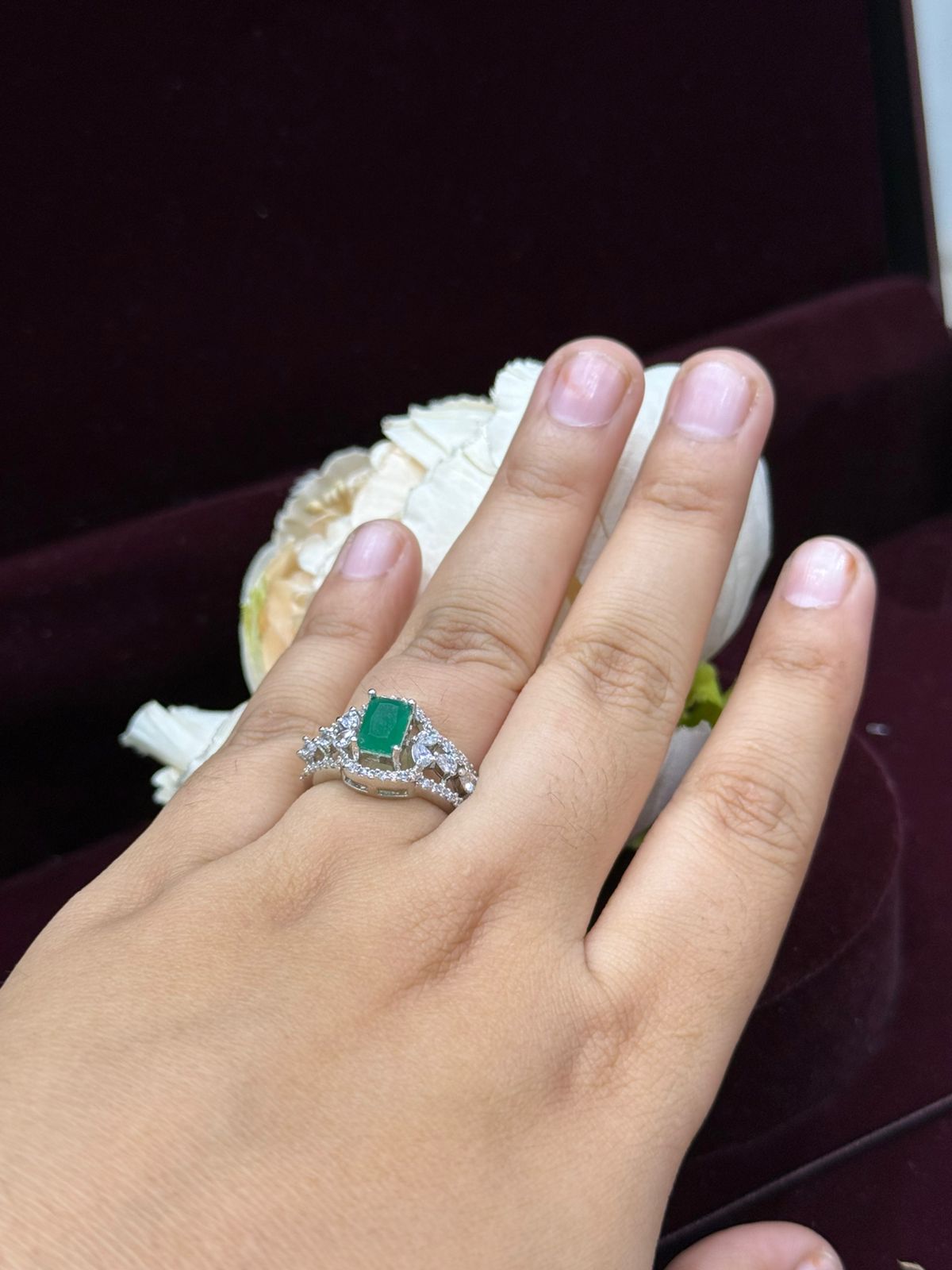GREEN CZ STONE DIAMOND WITH SILVER POLISH RING FOR WOMAN