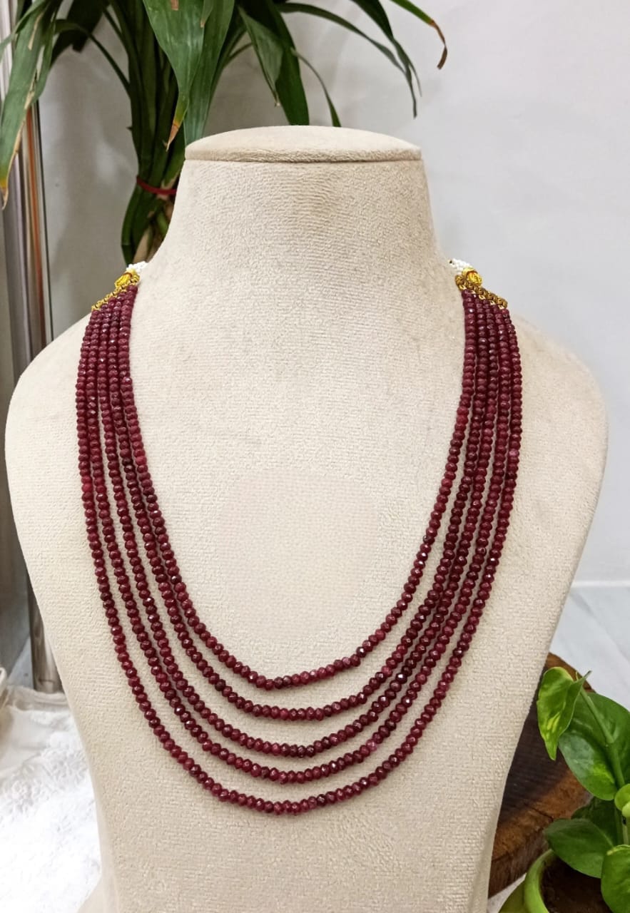 MANAK SMALL BEADED MALA IN RED