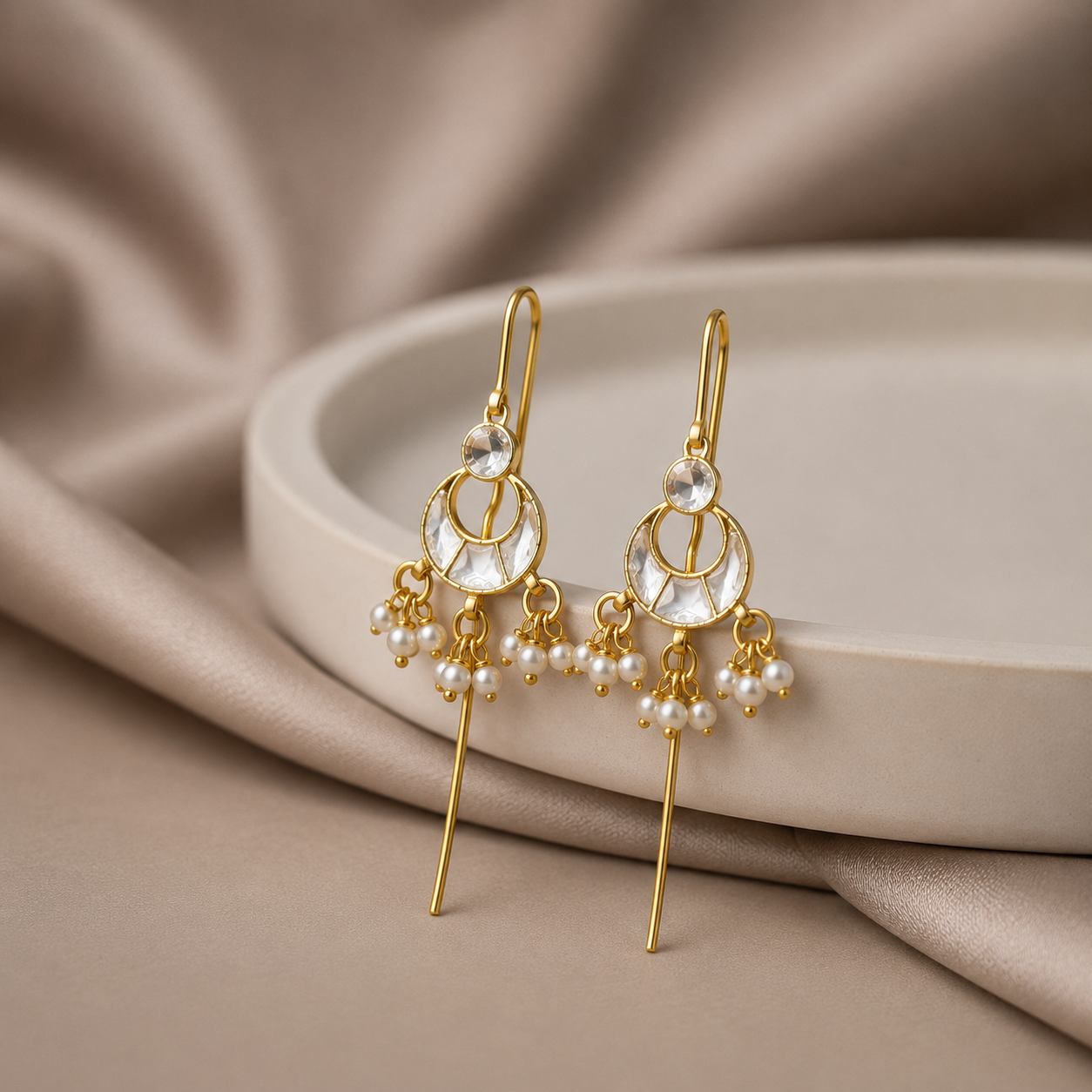 Chand Kundan Earcuff