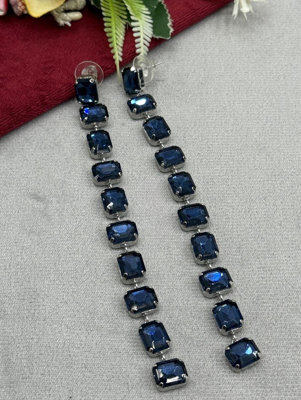 Extreme Long Earring With Doublet Stones
