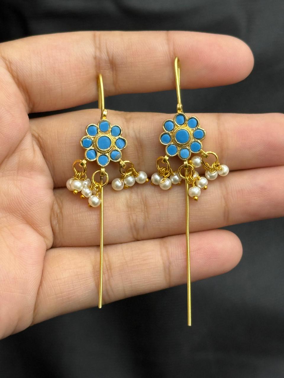Natural Flower Turquoise Earcuff