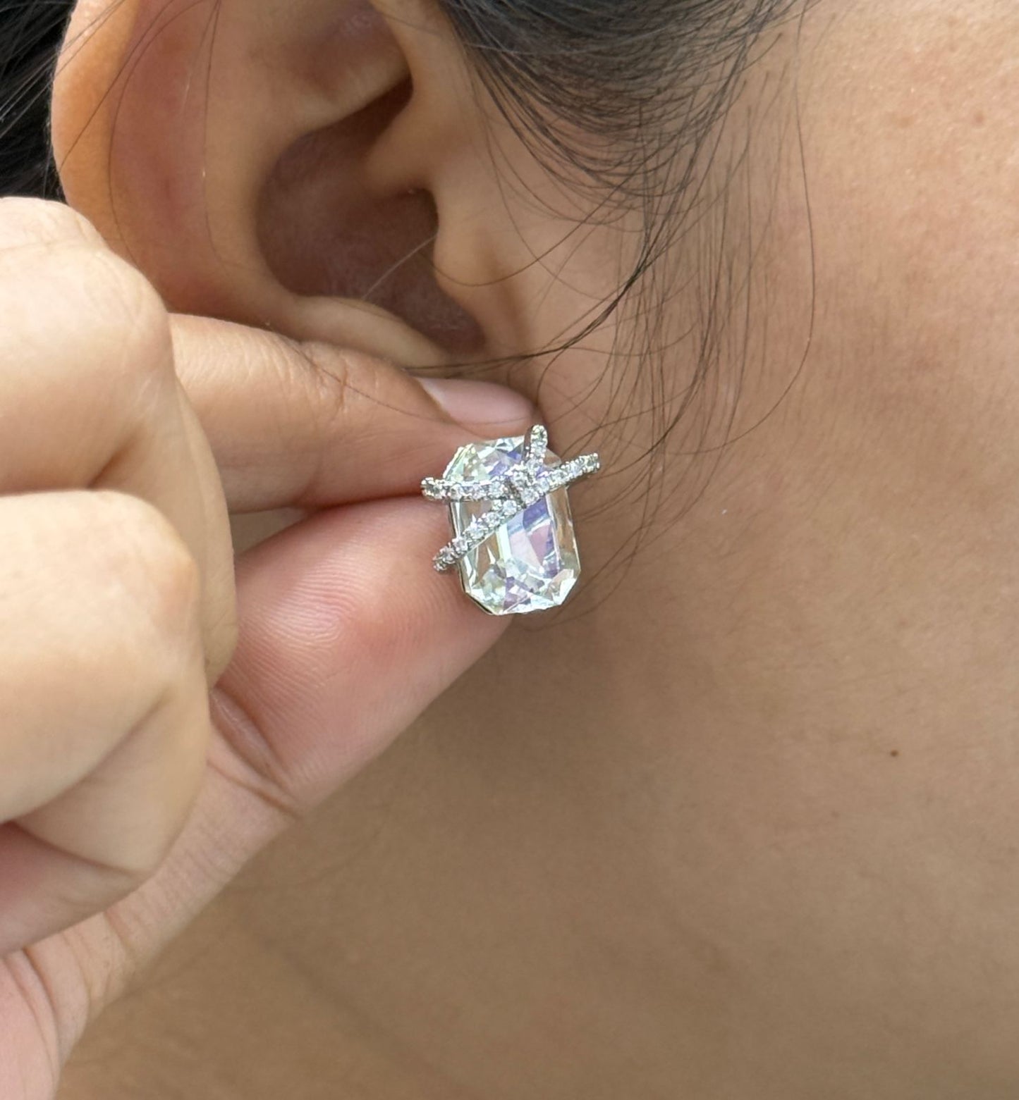 Elegant Clear Crystal Ribbon Studs