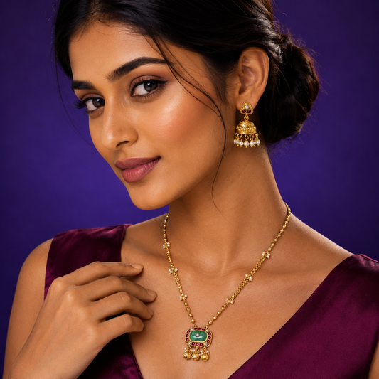 Gold Plated Heritage Pendnet set