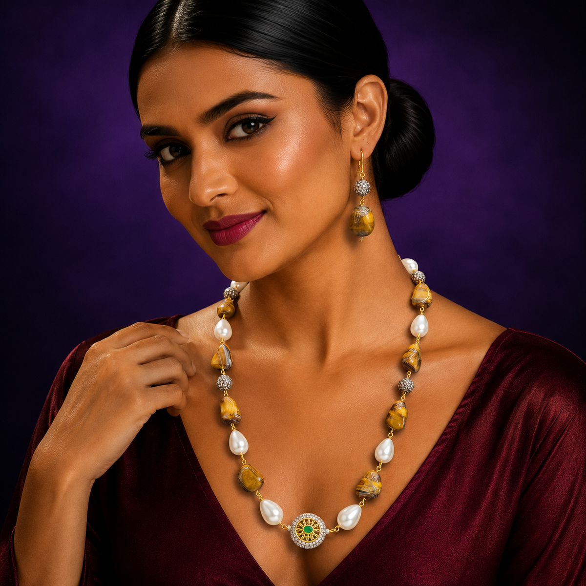 PEARLS WITH COLOURED STONES IN ORANGE AND WHITE FOR WOMEN