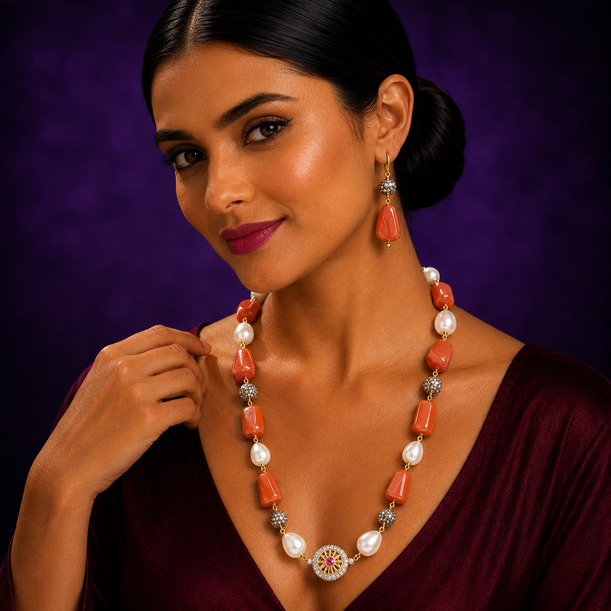 PEARLS WITH COLOURED STONES IN BROWN FOR WOMEN