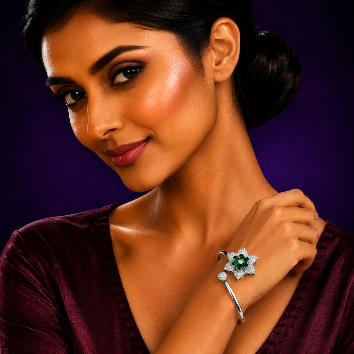 ADJUSTABLE WITH GREEN CZ STONE