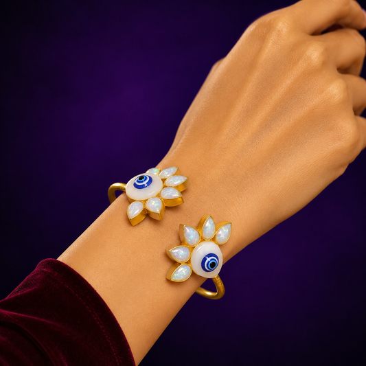 Evileye HandCuff In Duzy in blue for women