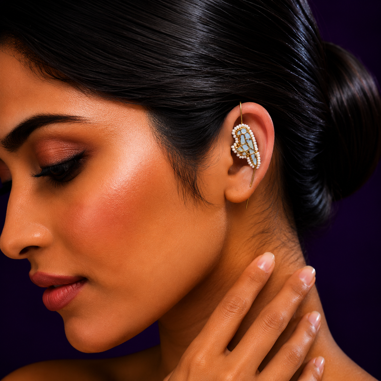Crow MOP Kundan Earcuff