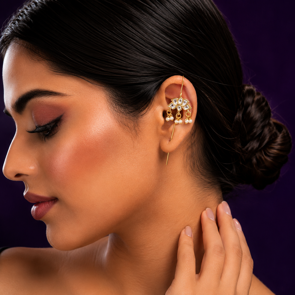 Traditional Lotus Motiff White Earcuff