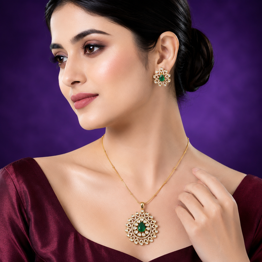 Green Doublet Kundan Pendant Set