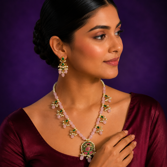 Long Necklace With Monalisa Beads With Pachi Pendant